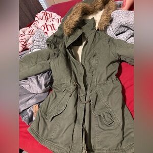 Jou Jou Olive Green Women's Parka with Fur Trim